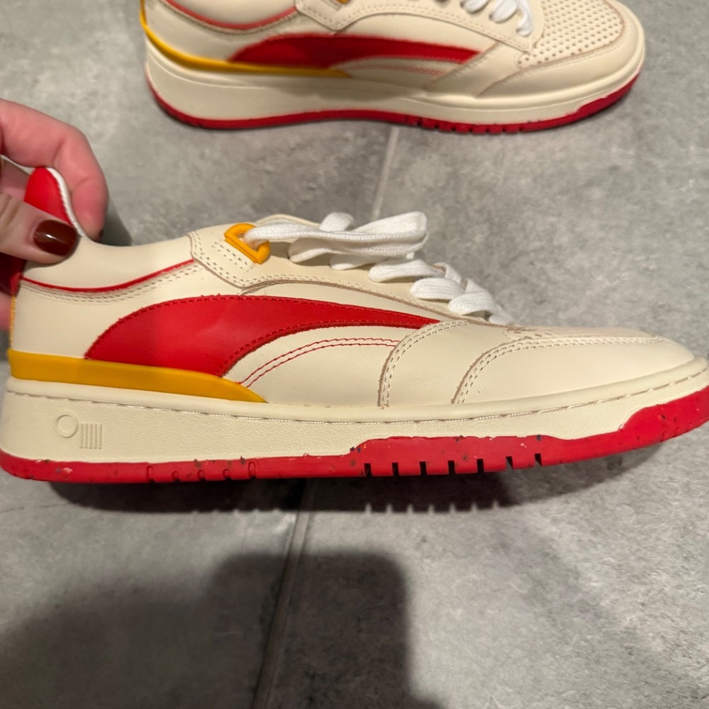 Oncept Preston Sneaker in Retro Red Size 8 - Picture 3 of 8